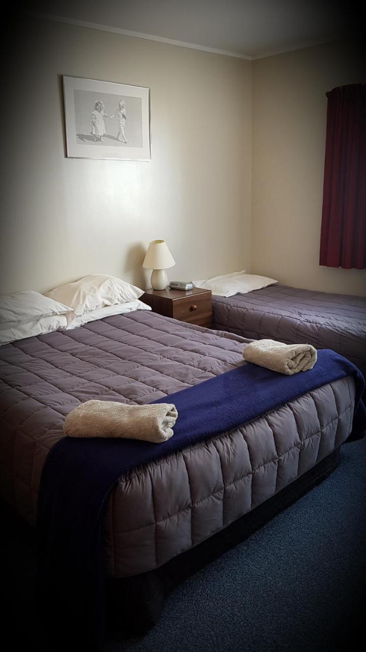 Motel Chanel Court *
